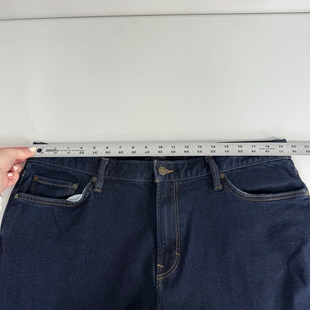 Banana Republic Athletic Travel Jeans Mens 38x32 Blue Indigo Wash Denim Basic